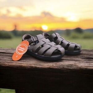 Wonder Nation Fisherman Explrong Sandals For Boys Size. 2 in Brown NWT!